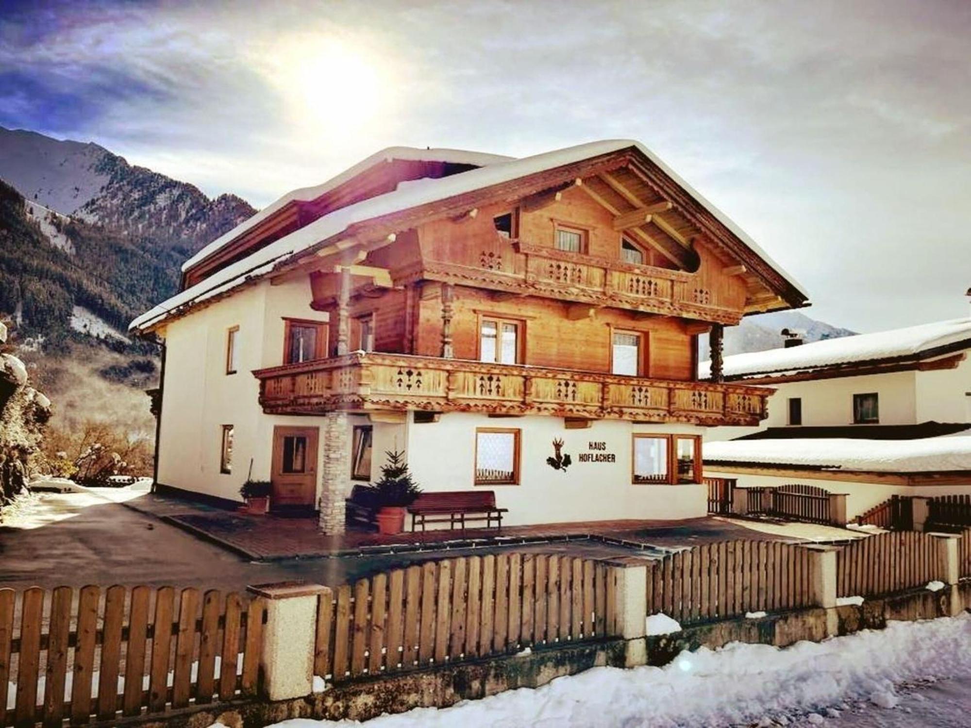 Apartment In Mayrhofen With A Balcony Eksteriør billede