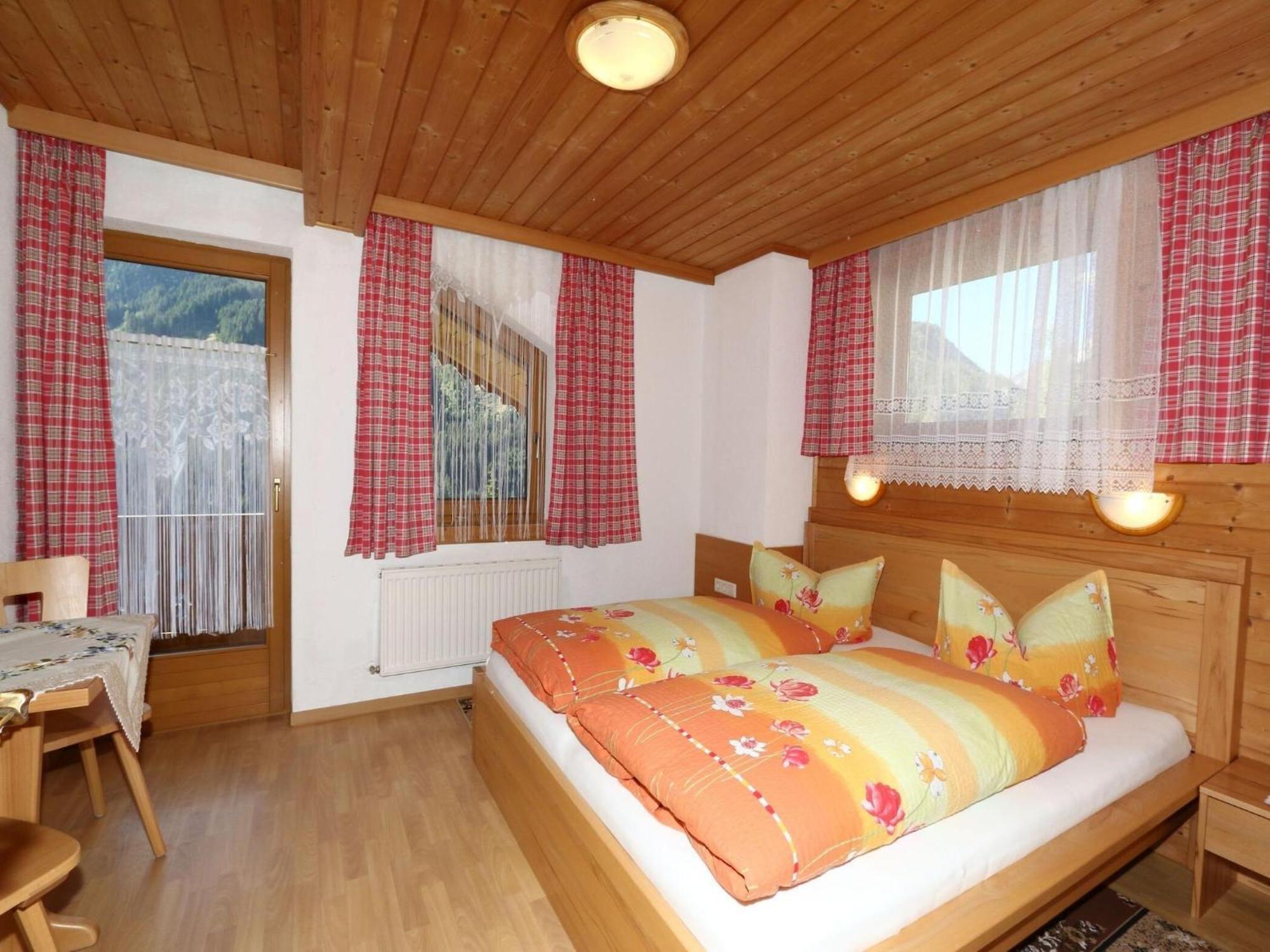 Apartment In Mayrhofen With A Balcony Eksteriør billede