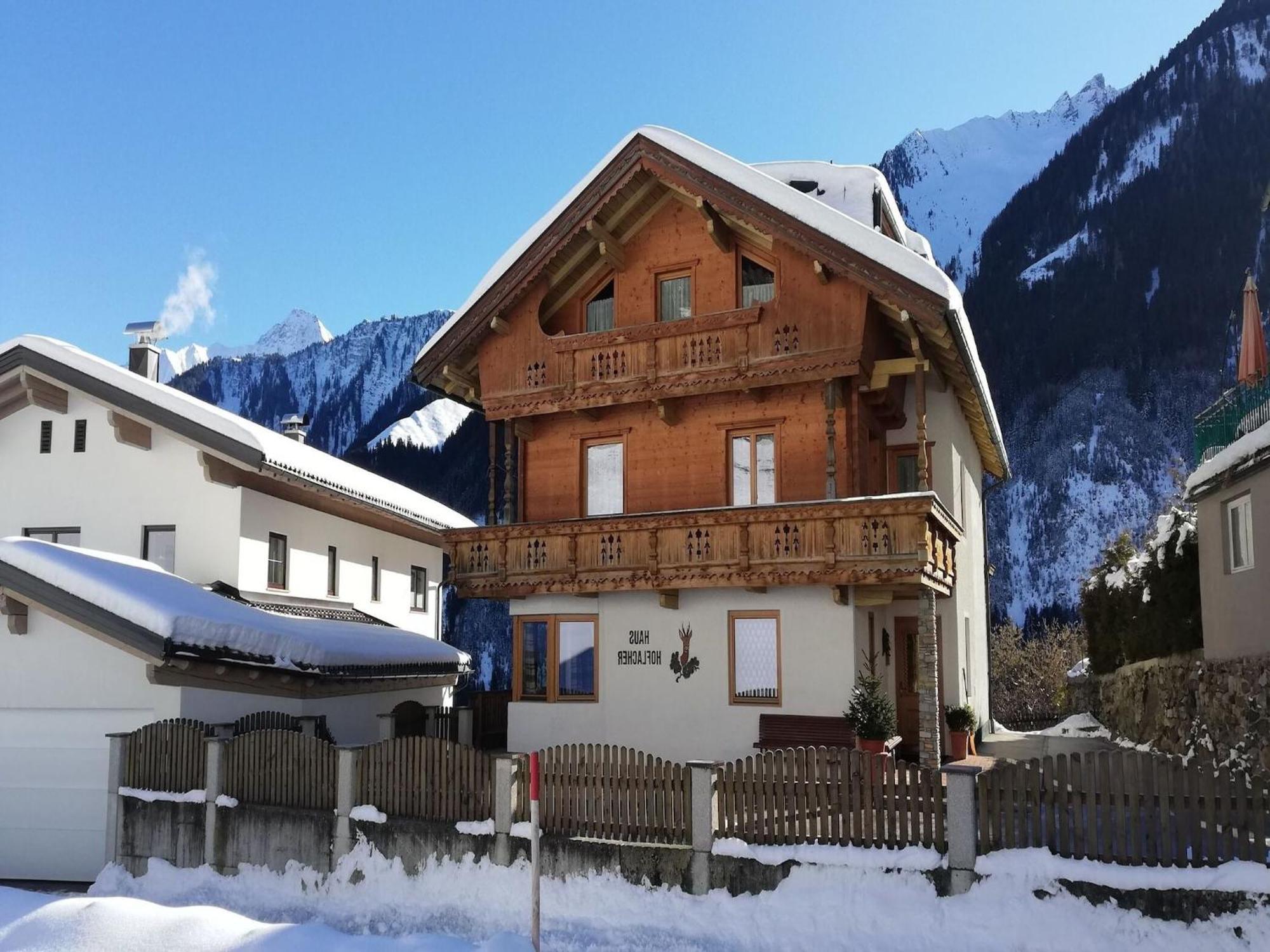 Apartment In Mayrhofen With A Balcony Eksteriør billede